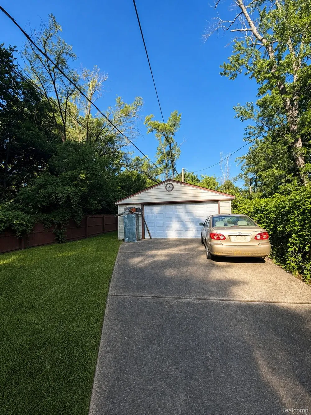 15949 Winston Redford Charter Township, MI 48239