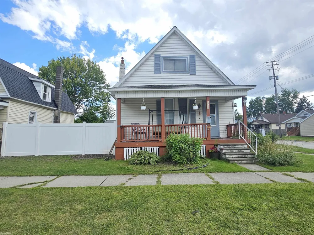 1238 Chestnut Street Port Huron City, MI 48060