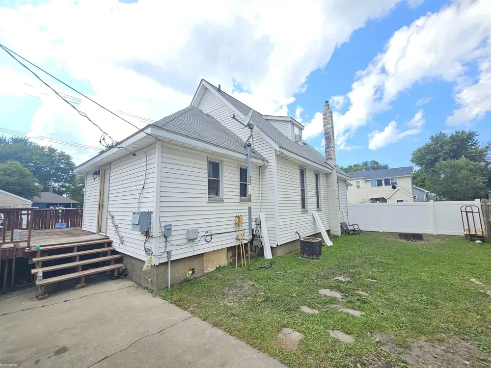 1238 Chestnut Street Port Huron City, MI 48060