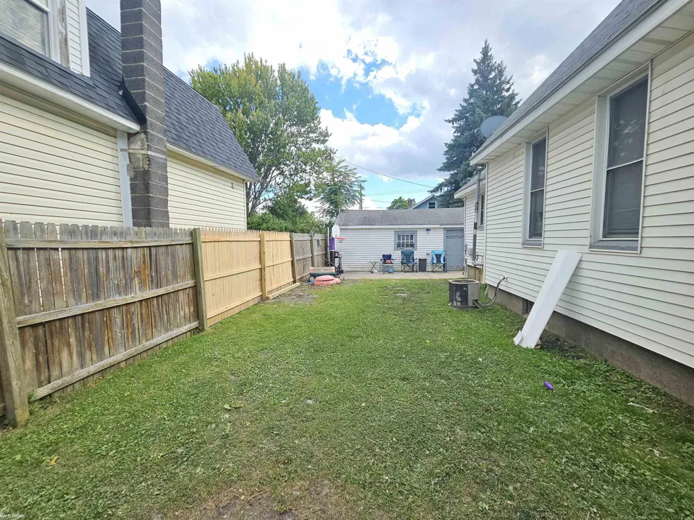 1238 Chestnut Street Port Huron City, MI 48060
