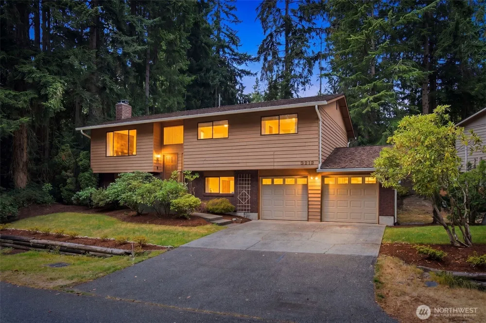 6212 143rd Street SW Edmonds, WA 98026