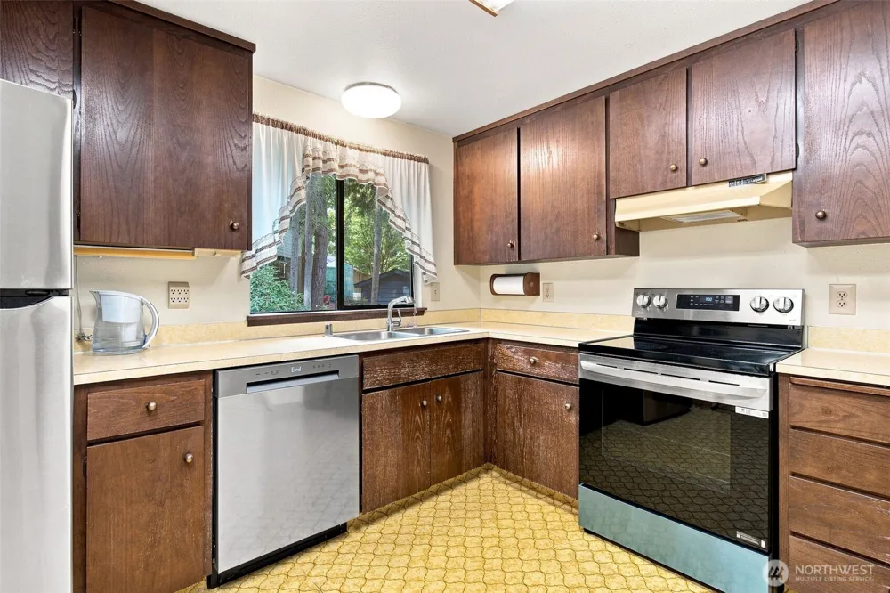 6212 143rd Street SW Edmonds, WA 98026