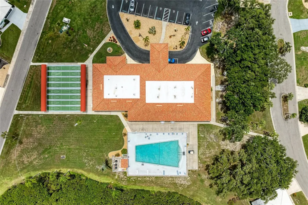 4006 JOYCE DRIVE Bradenton, FL 34208