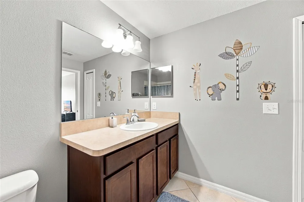 6322 TORRINGTON CIRCLE Lakeland, FL 33811
