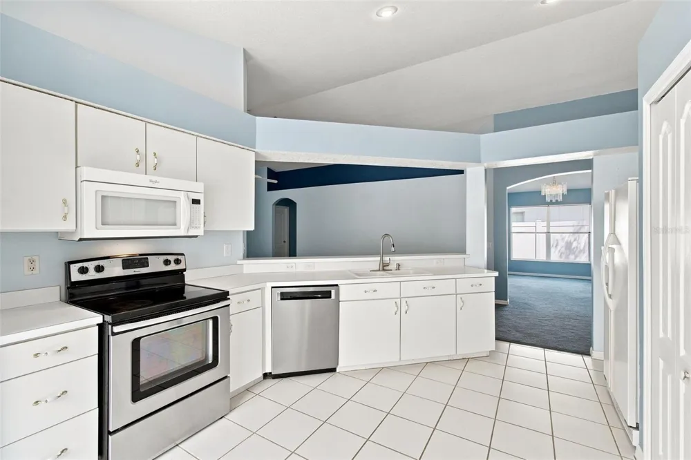 3838 BELLEWATER BLVD Riverview, FL 33578