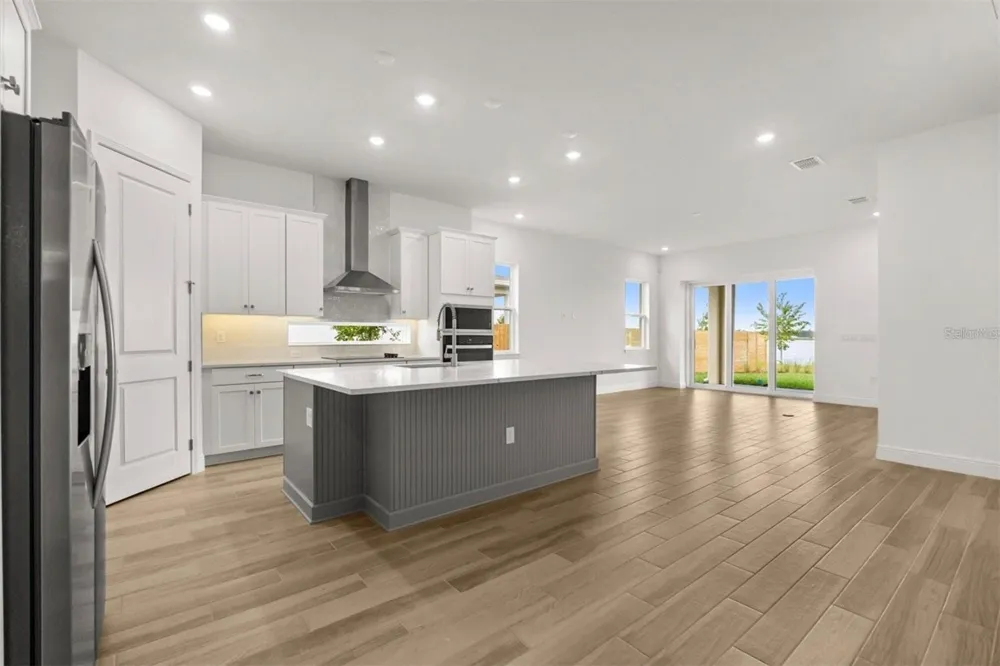 9930 BALLAST DRIVE Orlando, FL 32827
