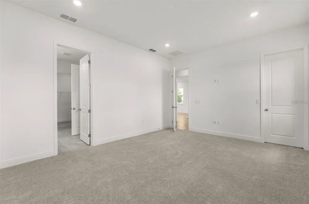 9930 BALLAST DRIVE Orlando, FL 32827