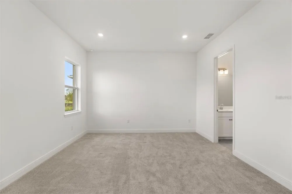 9930 BALLAST DRIVE Orlando, FL 32827