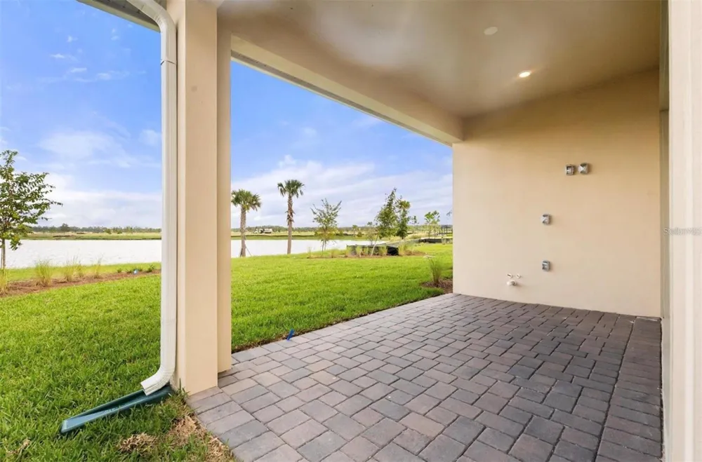 9930 BALLAST DRIVE Orlando, FL 32827