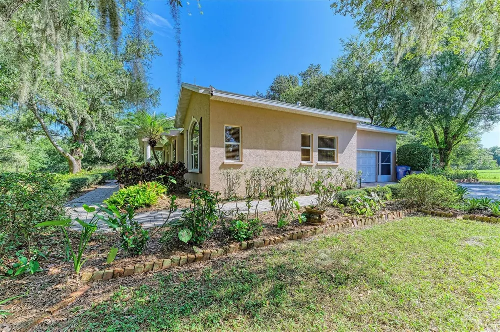 6055 COUNTY ROAD 675 Myakka City, FL 34251