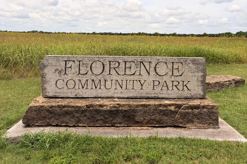 204 Three Rivers Road Florence, TX 78633