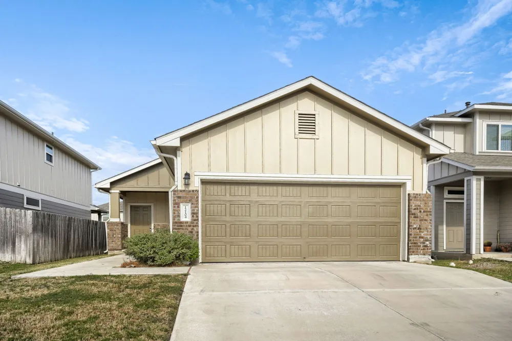 12104 Tolson Drive Manor, TX 78653