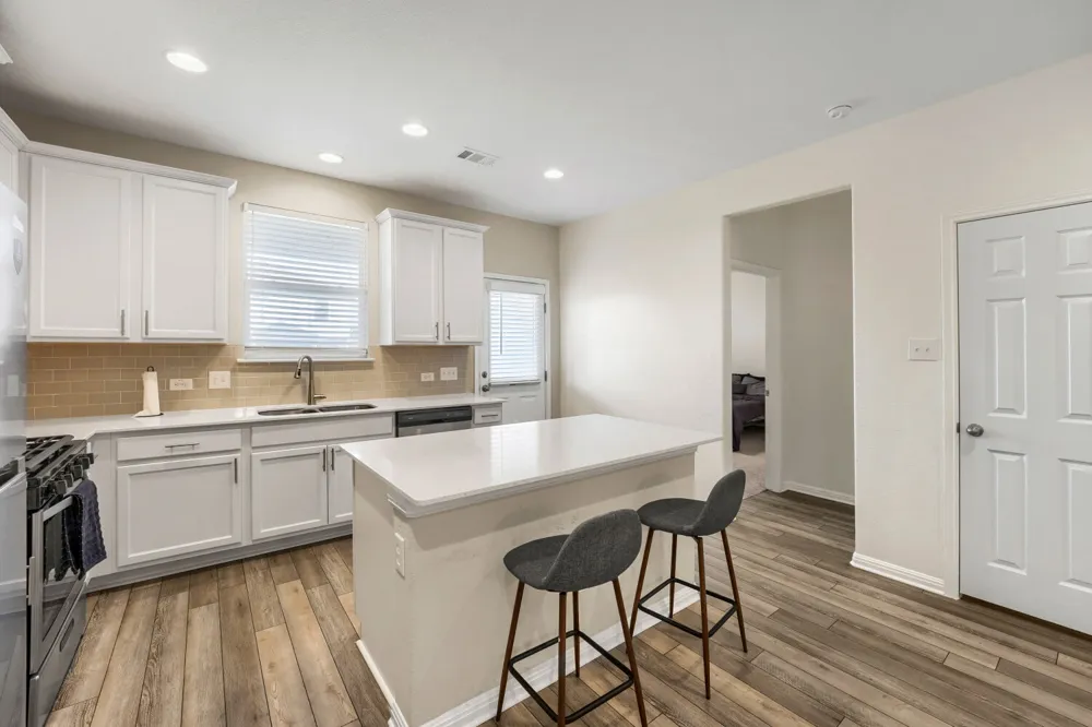 12104 Tolson Drive Manor, TX 78653