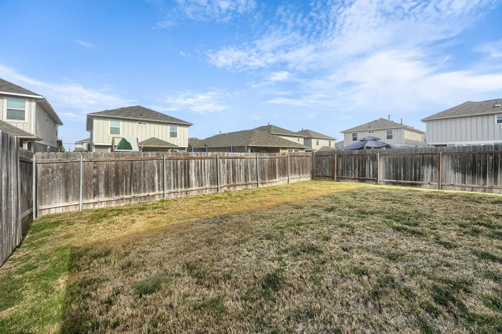 12104 Tolson Drive Manor, TX 78653