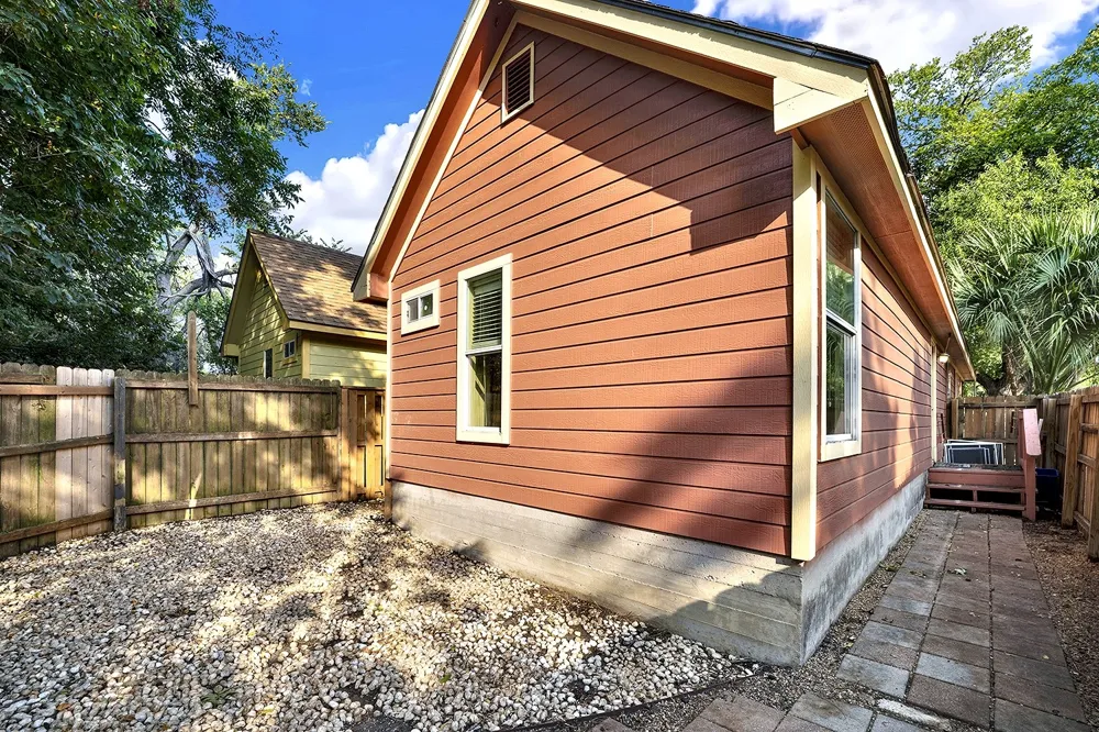 301 Armstrong Street San Marcos, TX 78666