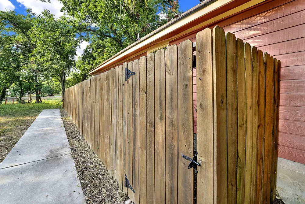 301 Armstrong Street San Marcos, TX 78666