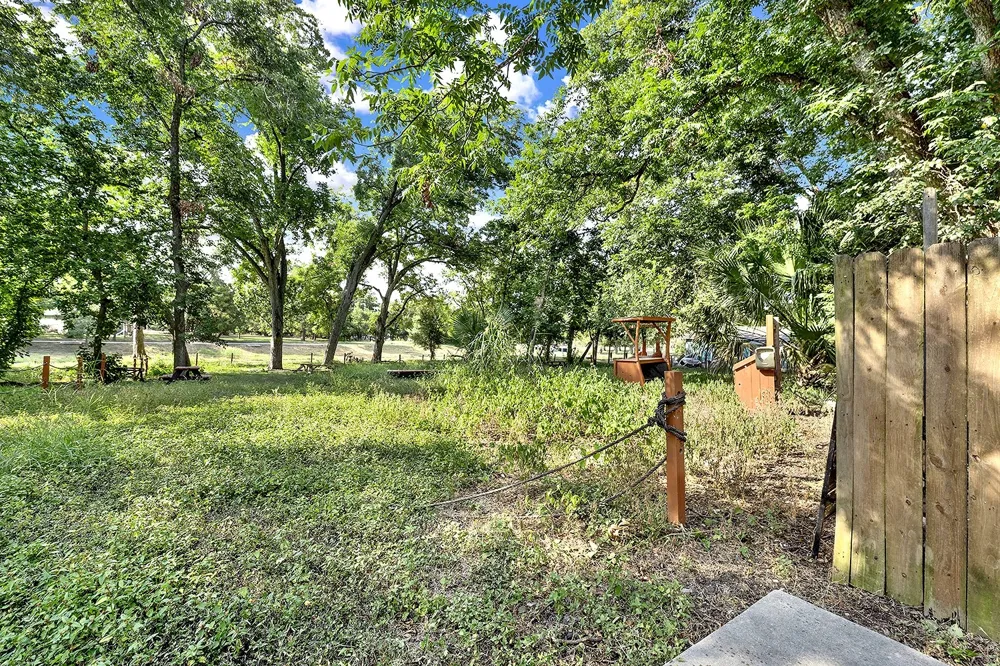 301 Armstrong Street San Marcos, TX 78666