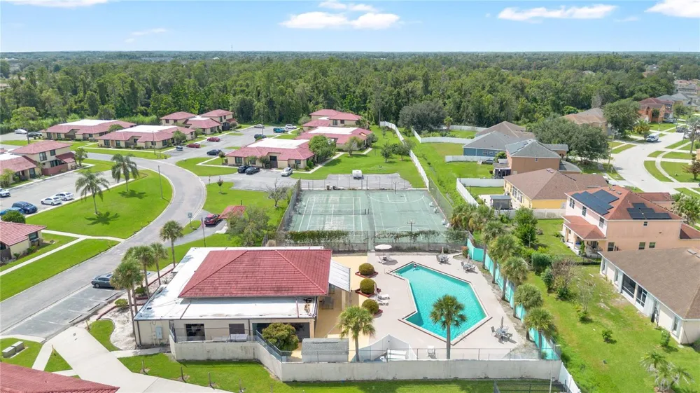 545 HUNTER CIRCLE Kissimmee, FL 34758