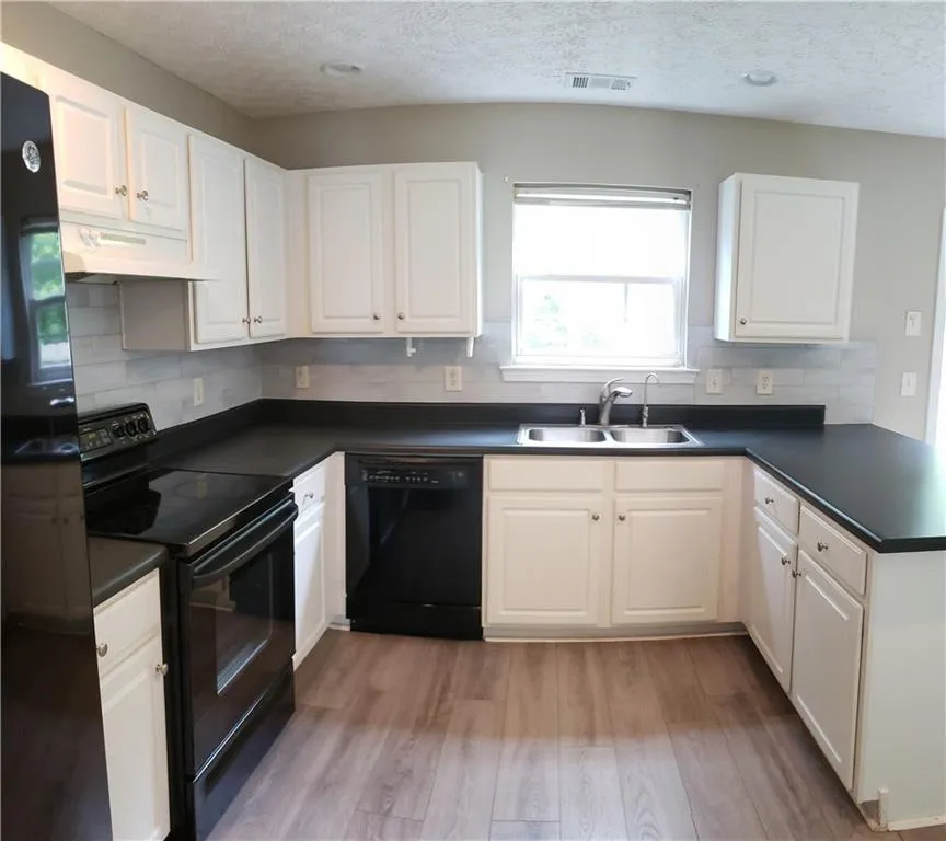 204 Wild Flower Lane Canton, GA 30114