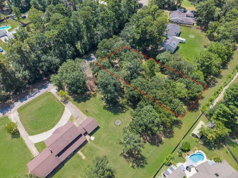 2219 Athens Drive New Caney, TX 77357