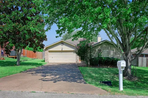 319 Leisure Lane