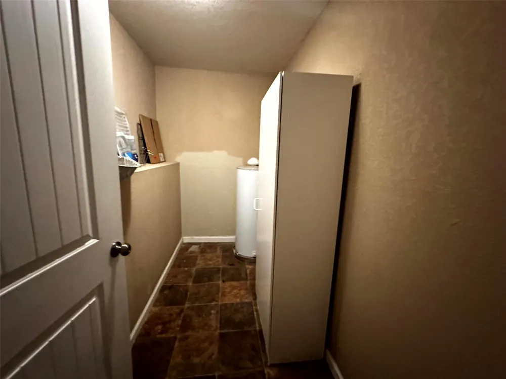 629 Hidden Oaks Drive Point Blank, TX 77364