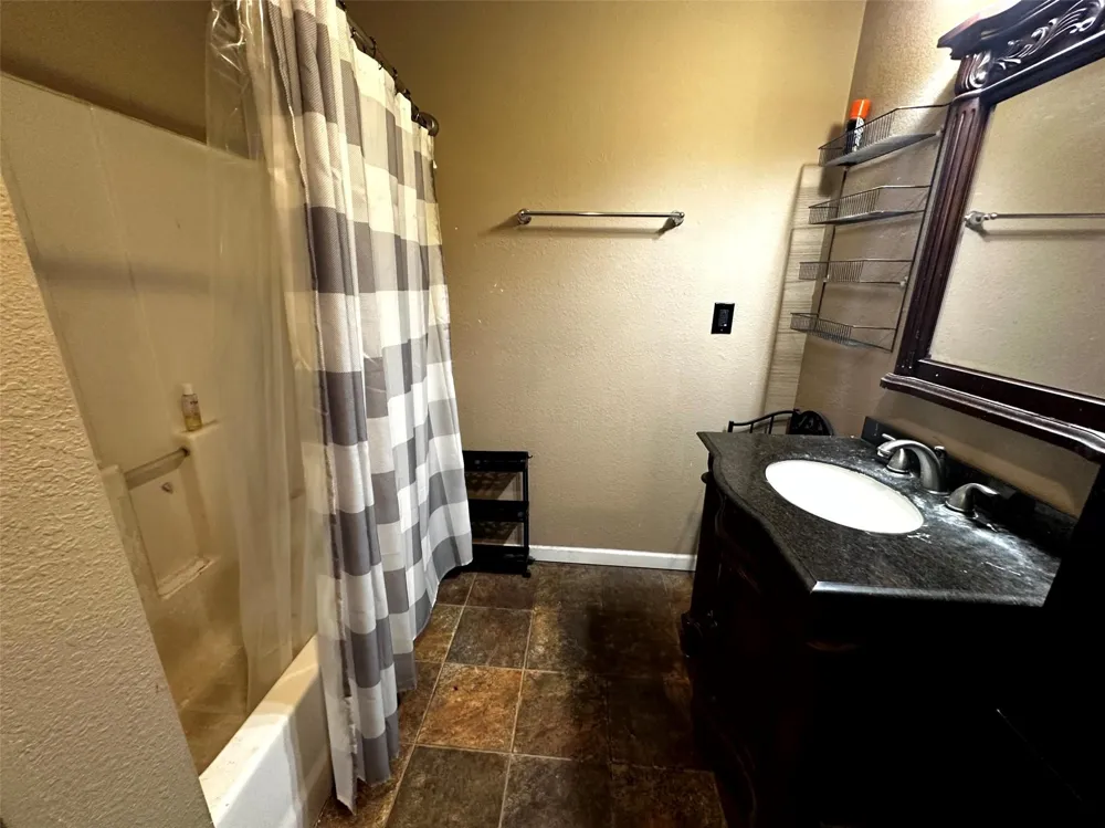 629 Hidden Oaks Drive Point Blank, TX 77364