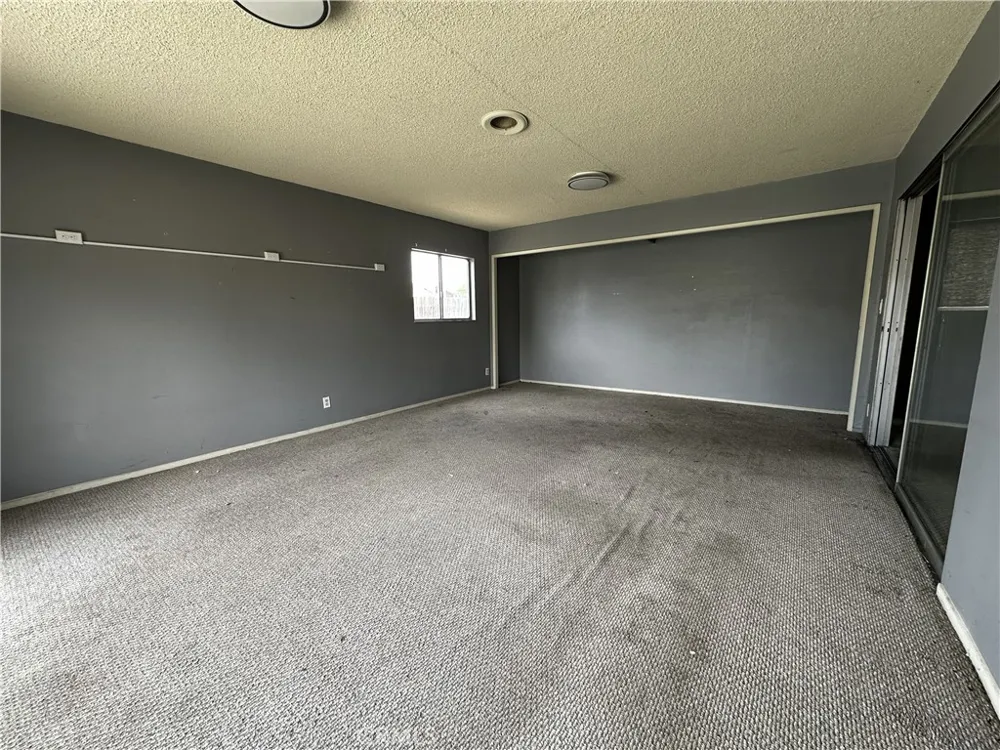 5751 Castle Drive Huntington Beach, CA 92649