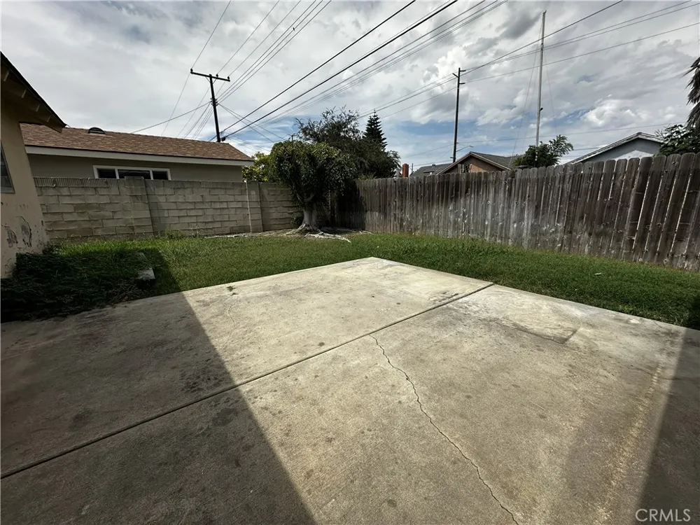 5751 Castle Drive Huntington Beach, CA 92649