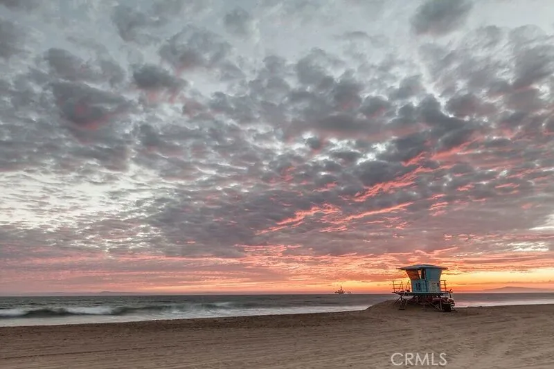 5751 Castle Drive Huntington Beach, CA 92649