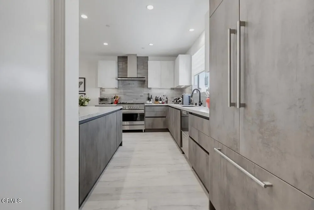 11618 Colfax Meadow Lane Los Angeles, CA 91604