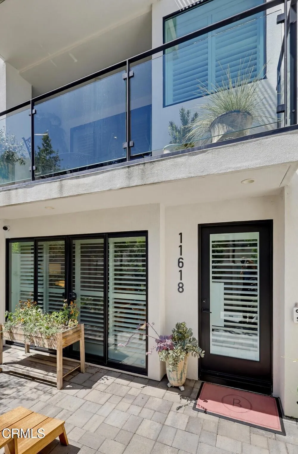 11618 Colfax Meadow Lane Los Angeles, CA 91604