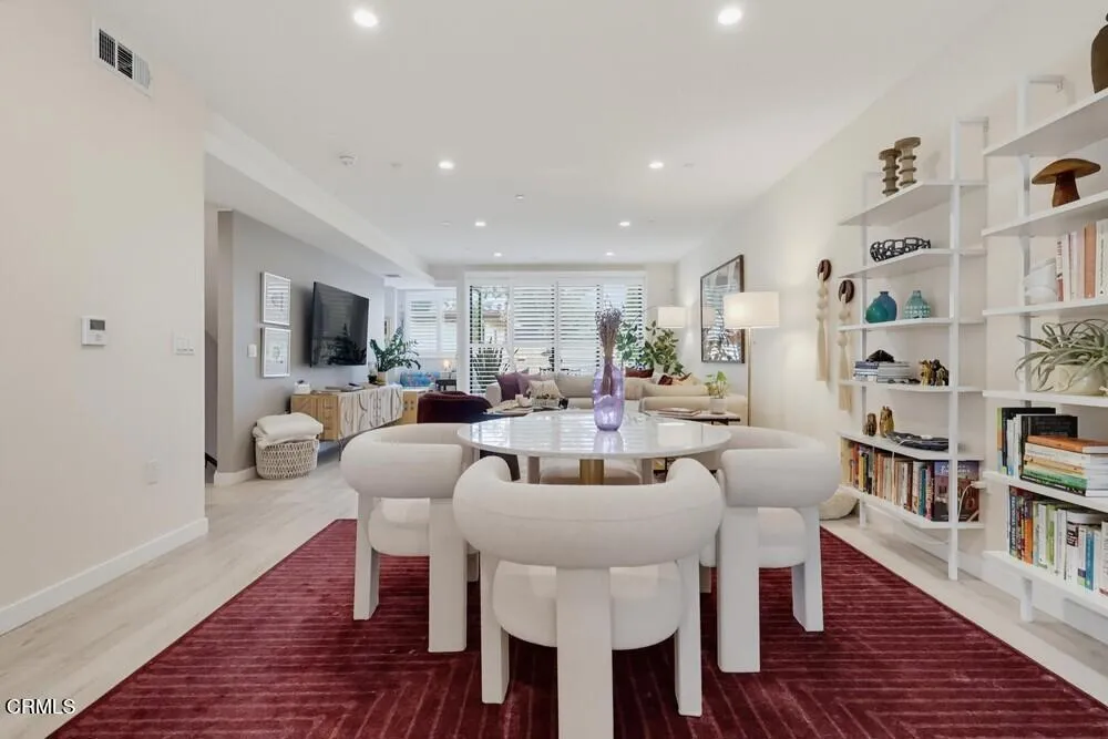 11618 Colfax Meadow Lane Los Angeles, CA 91604
