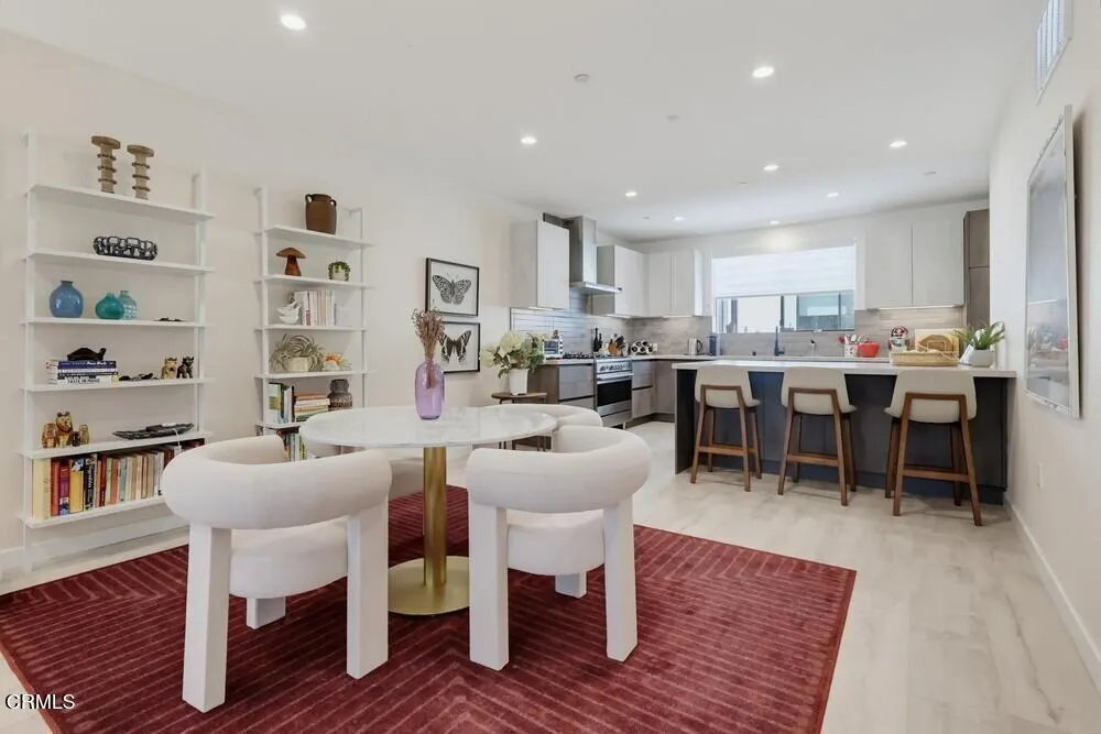 11618 Colfax Meadow Lane Los Angeles, CA 91604