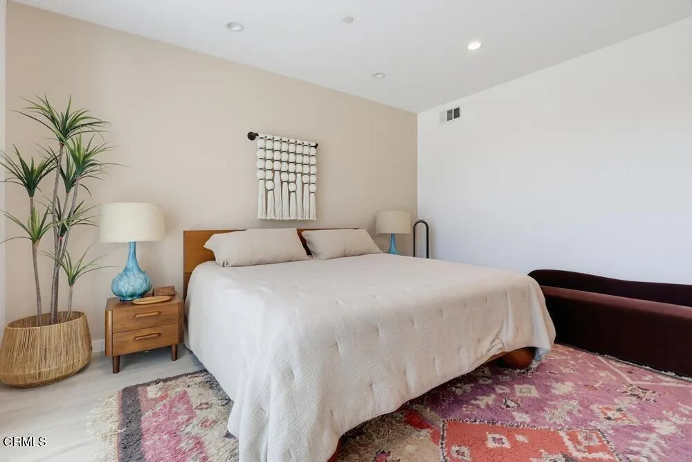 11618 Colfax Meadow Lane Los Angeles, CA 91604