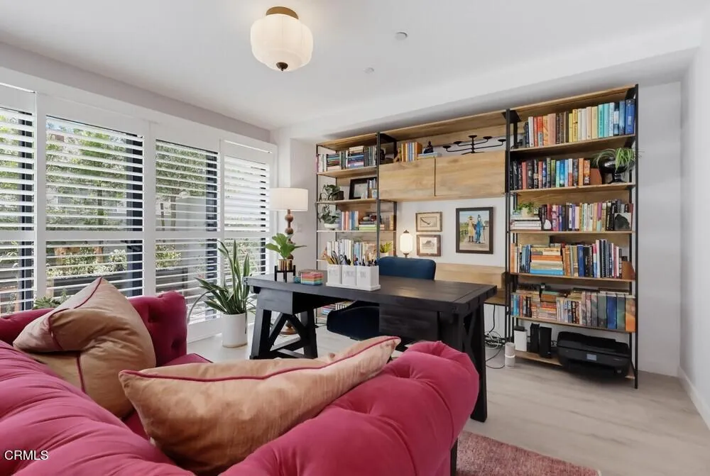 11618 Colfax Meadow Lane Los Angeles, CA 91604