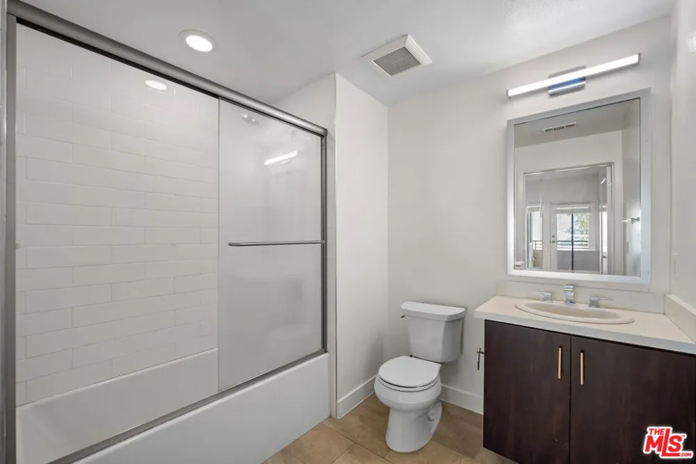 436 S Virgil Avenue #312 Los Angeles, CA 90020
