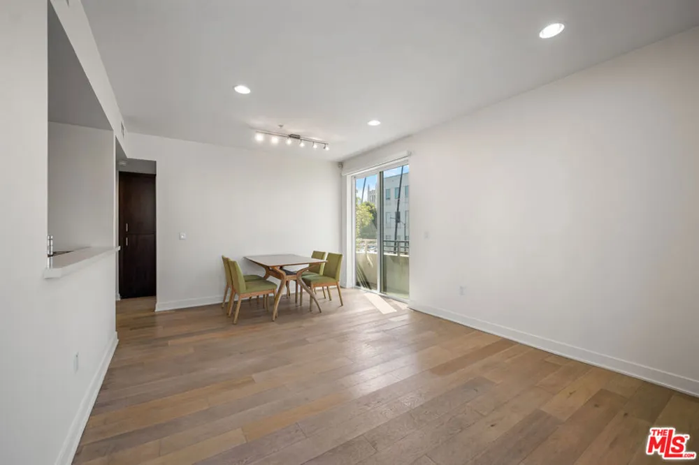 436 S Virgil Avenue #312 Los Angeles, CA 90020