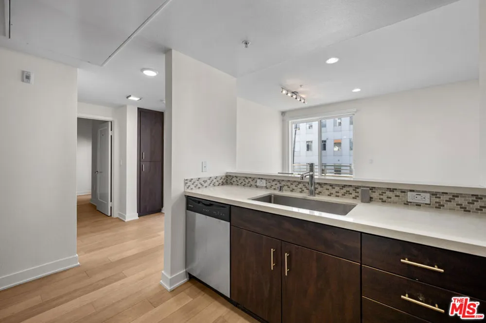436 S Virgil Avenue #312 Los Angeles, CA 90020