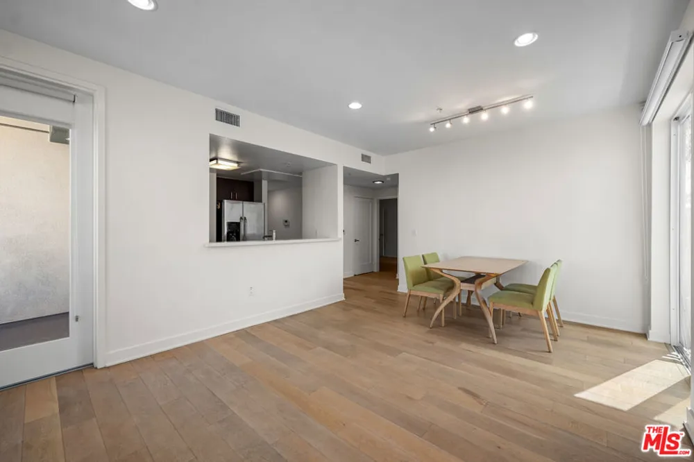 436 S Virgil Avenue #312 Los Angeles, CA 90020