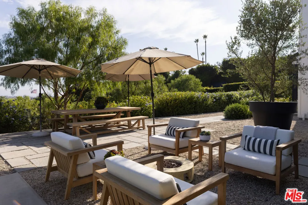 5944 Cavalleri Road Malibu, CA 90265