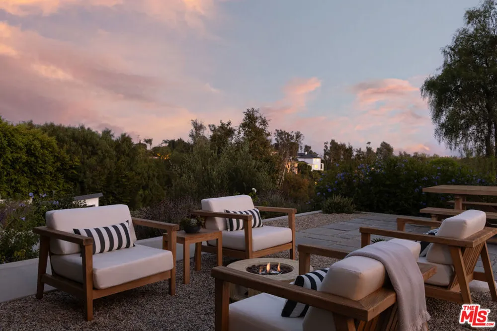 5944 Cavalleri Road Malibu, CA 90265