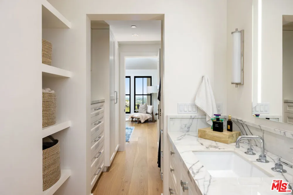 5944 Cavalleri Road Malibu, CA 90265