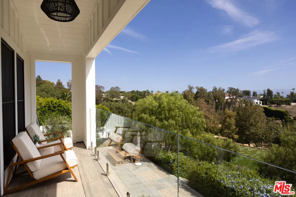5944 Cavalleri Road Malibu, CA 90265
