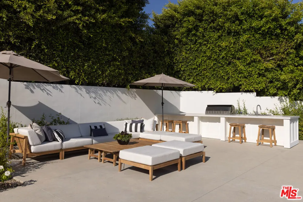 5944 Cavalleri Road Malibu, CA 90265