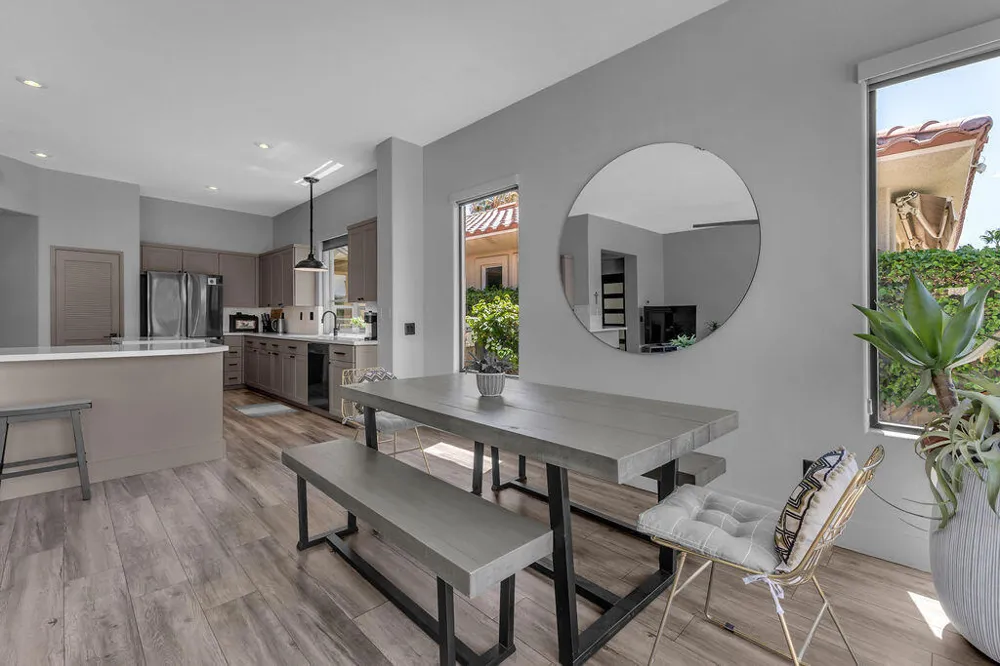 93 Kavenish Drive Rancho Mirage, CA 92270