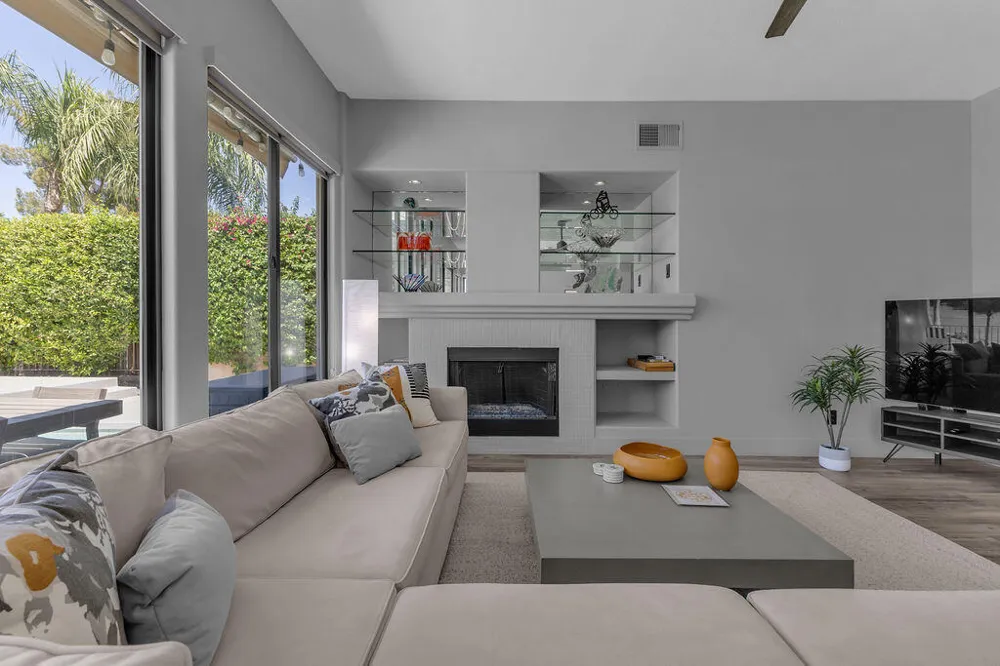 93 Kavenish Drive Rancho Mirage, CA 92270