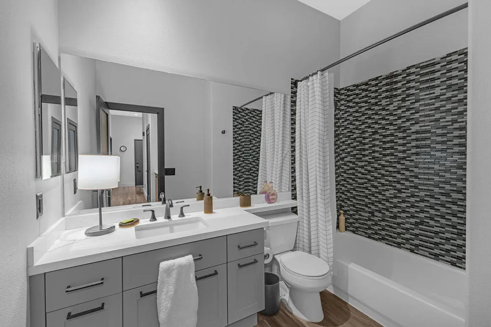 93 Kavenish Drive Rancho Mirage, CA 92270