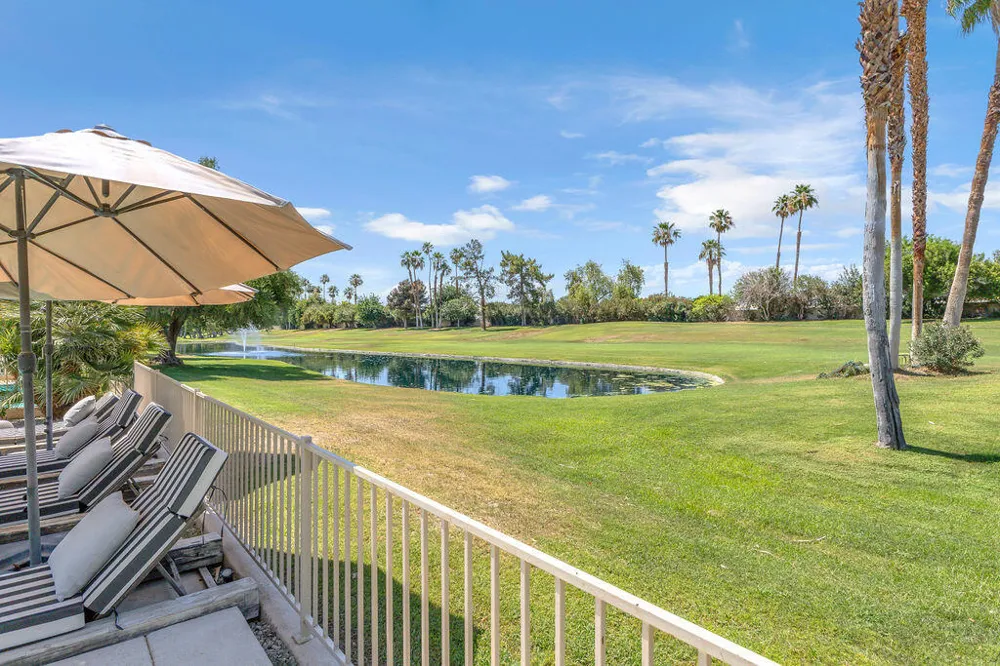 93 Kavenish Drive Rancho Mirage, CA 92270