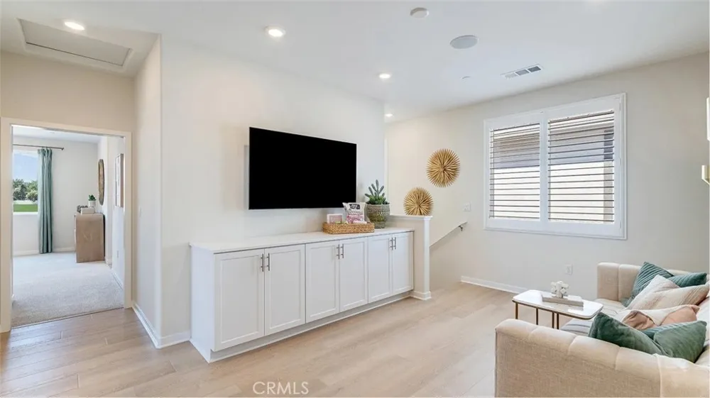 3218 Sprout Paseo Ontario, CA 91761